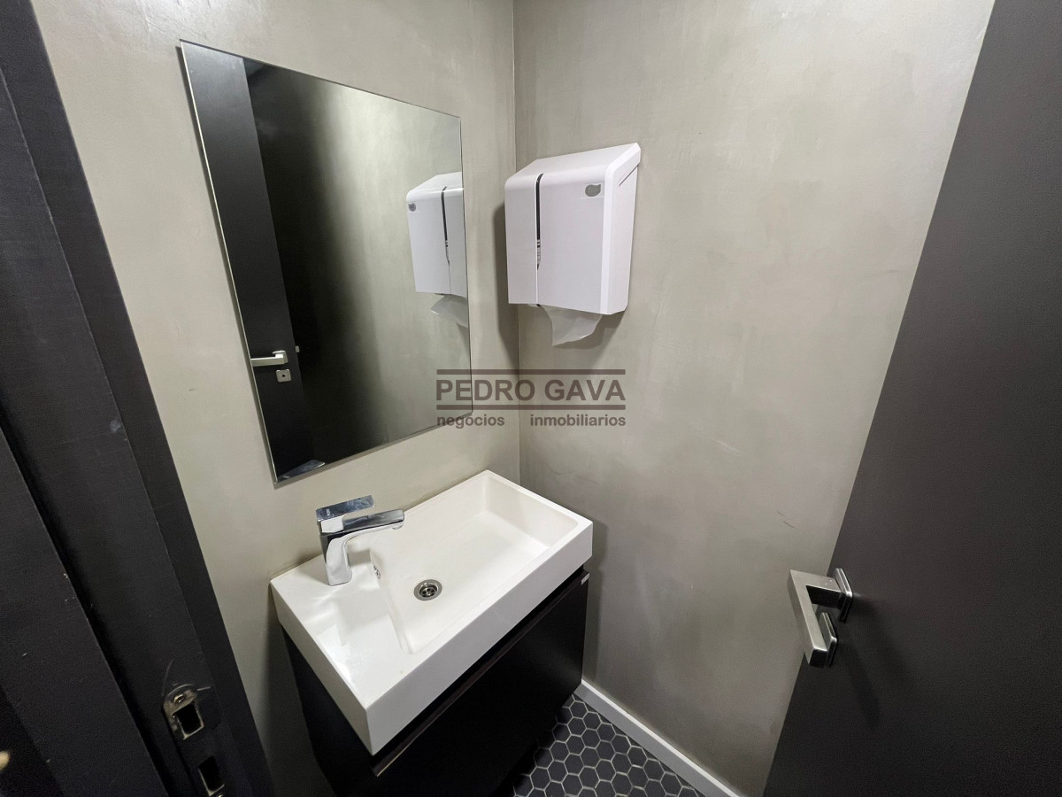 Oficina ID.328 - Oficina en Montevideo