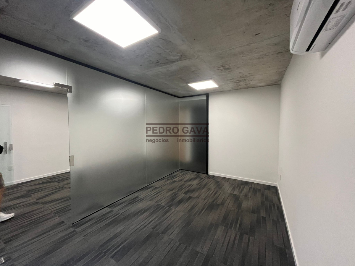 Oficina ID.328 - Oficina en Montevideo
