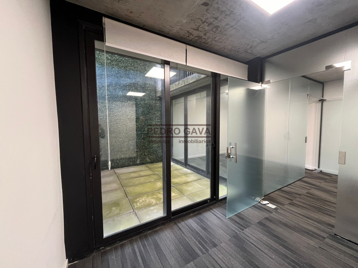 Oficina ID.328 - Oficina en Montevideo