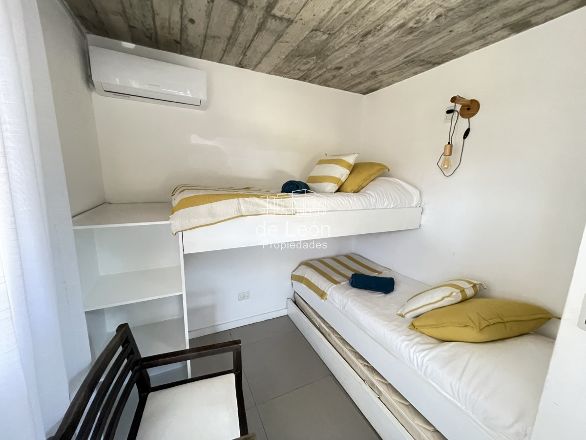 Apartamento ID.15210 - APARTAMENTO EN VENTA A PASOS DE PLAYA MONTOYA 3 DORMITORIOS