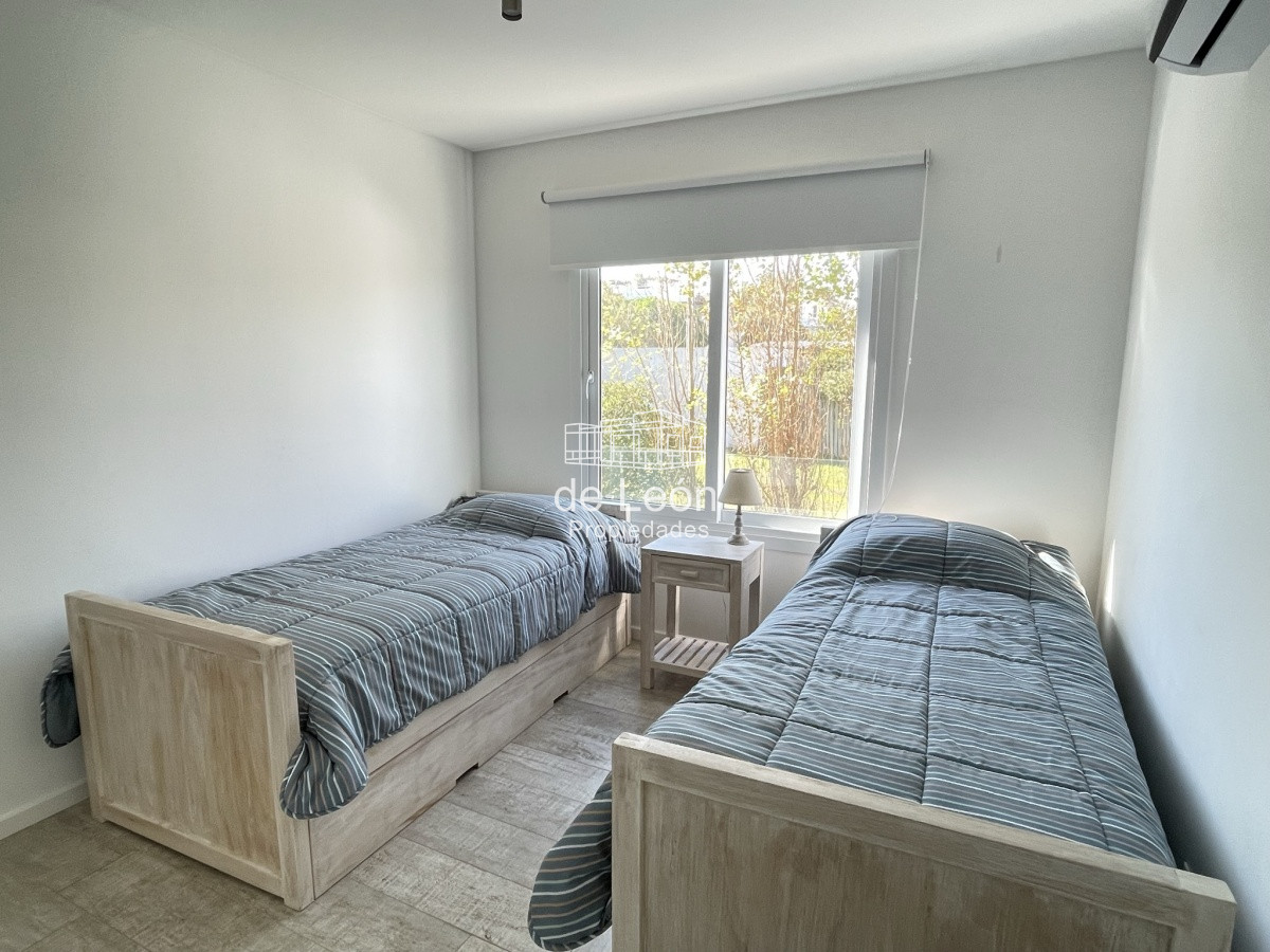 Apartamento ID.15209 - PALCOS DE LA POSTA 103 APARTAMENTO EN VENTA FRENTE AL MAR 3 DORM