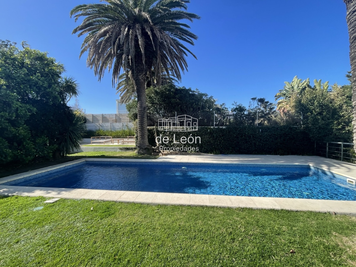 Apartamento ID.15200 - APARTAMENTO EN ALQUILER A PASOS DE LA POSTA DEL CANGREJO 4 DORMITORIOS