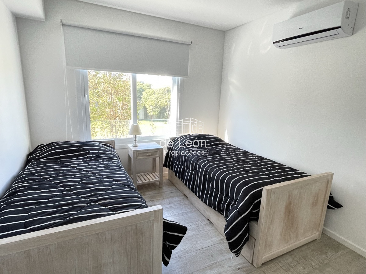 Apartamento ID.15209 - PALCOS DE LA POSTA 103 APARTAMENTO EN VENTA FRENTE AL MAR 3 DORM