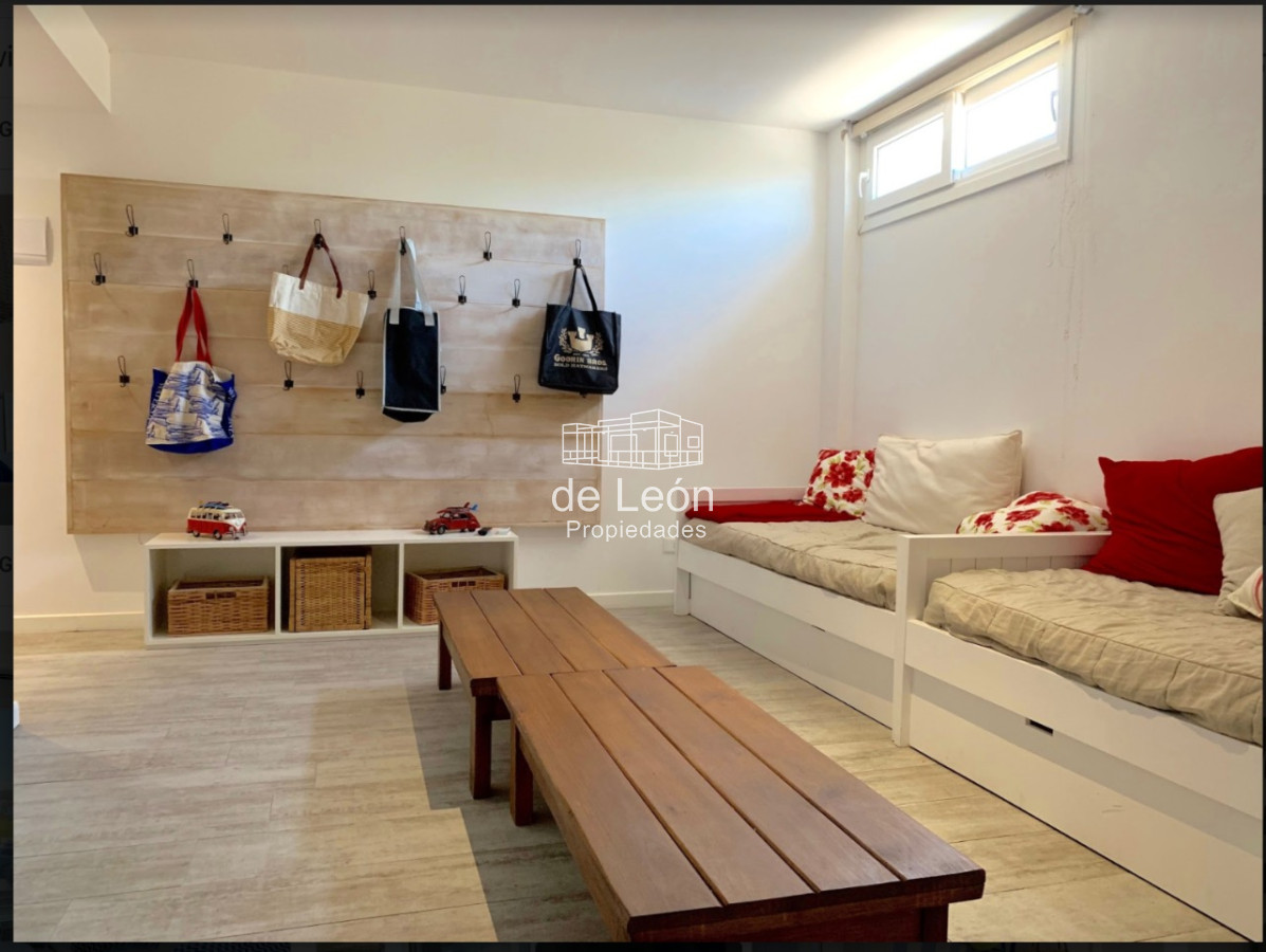 Apartamento ID.15085 - PALCOS DEL MAR 204 - APARTAMENTO EN VENTA FRENTE A PLAYA MONTOYA 4 DORMITORIOS