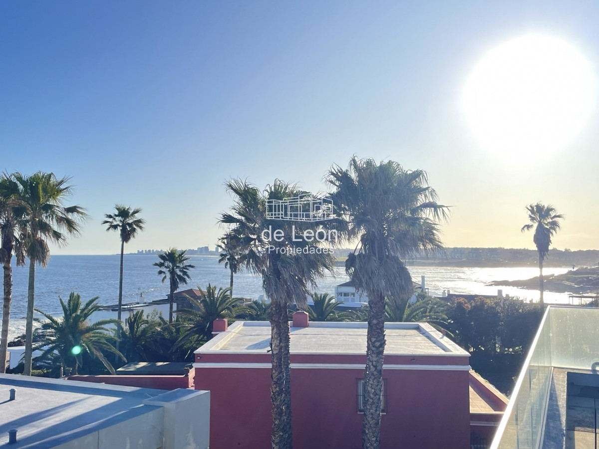 Casa ID.15201 - CASA EN VENTA EN LA BARRA A POCOS METROS DE LA PLAYA 5 DORMITORIOS