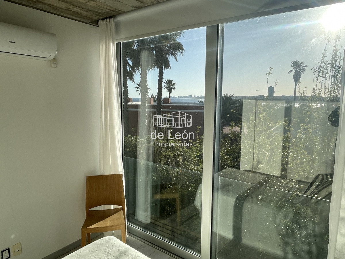 Casa ID.15201 - CASA EN VENTA EN LA BARRA A POCOS METROS DE LA PLAYA 5 DORMITORIOS