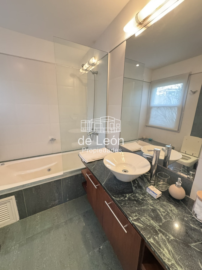 Casa ID.15280 - Alquiler de temporada en La Barra casa de 4 dormitorios y servicio