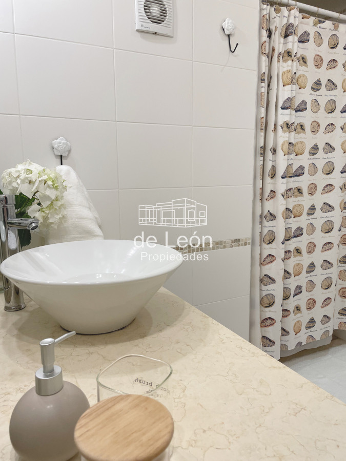 Casa ID.15280 - Alquiler de temporada en La Barra casa de 4 dormitorios y servicio
