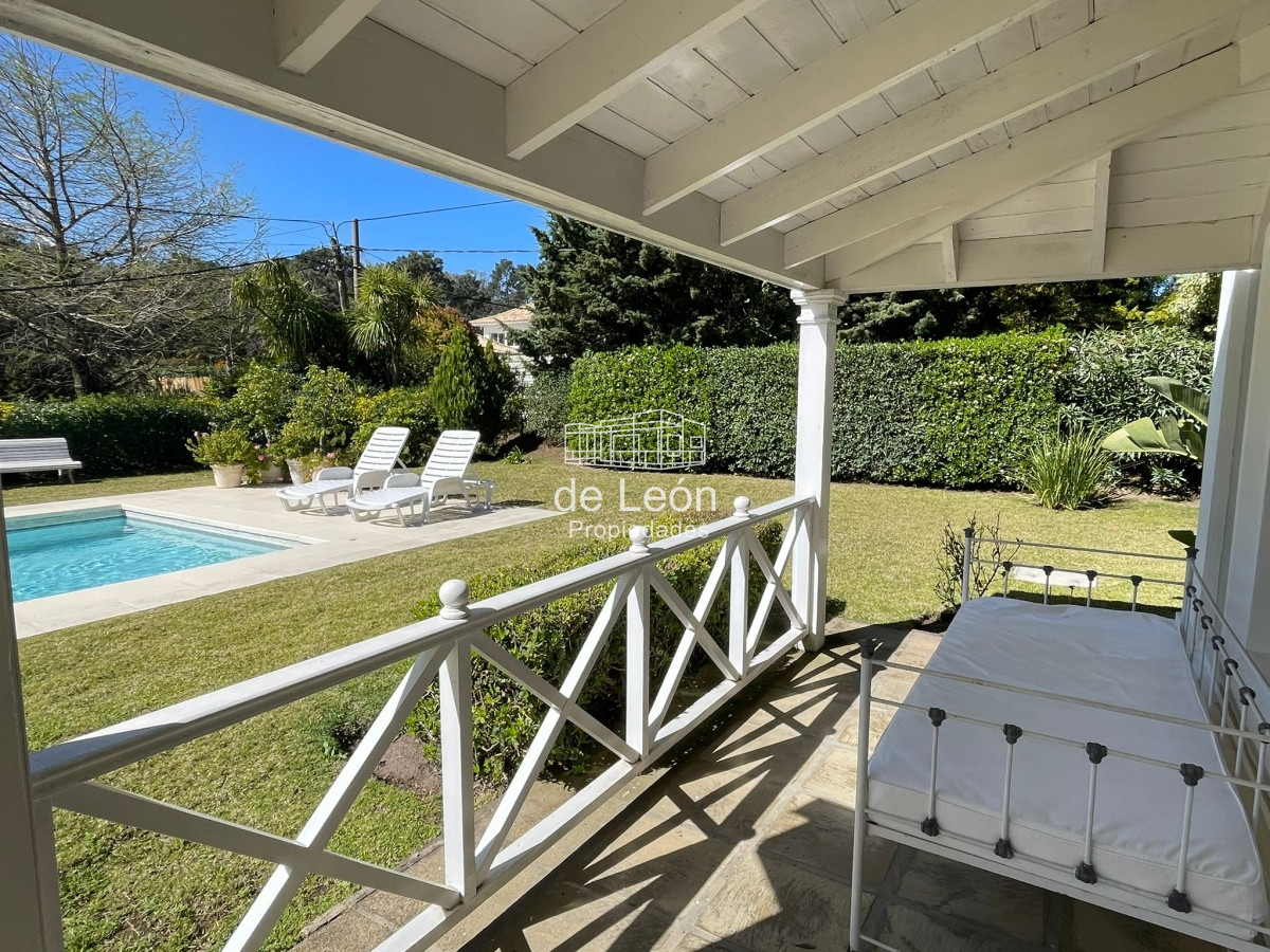 Casa ID.15124 - MUCHO SOL  CASA EN VENTA EN LA BARRA 3 DORMITORIOS
