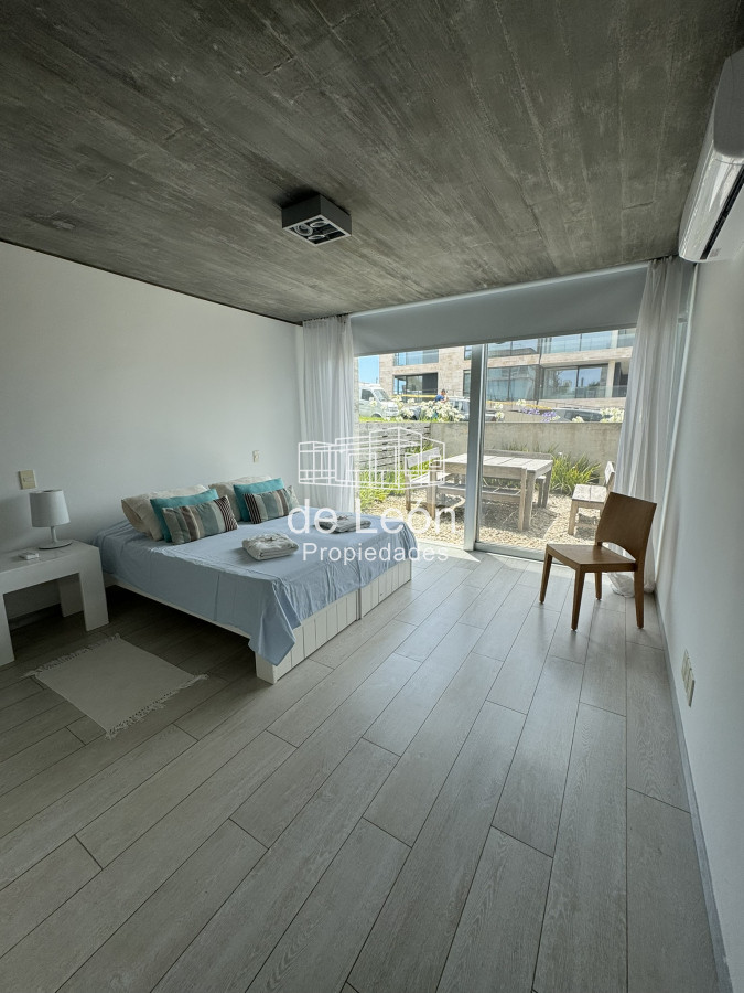 Casa ID.15201 - CASA EN VENTA EN LA BARRA A POCOS METROS DE LA PLAYA 5 DORMITORIOS
