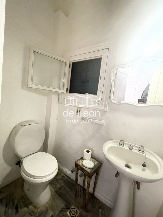 Casa ID.15279 - Alquiler de temporada en La Barra casa de 5 dormitorios + servicio