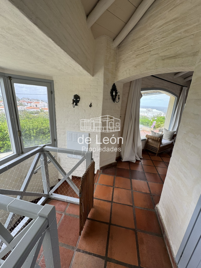 Casa ID.15282 - Importante casa en La Barra con vistas al mar a pocos metros de La Posta del Cangrejo