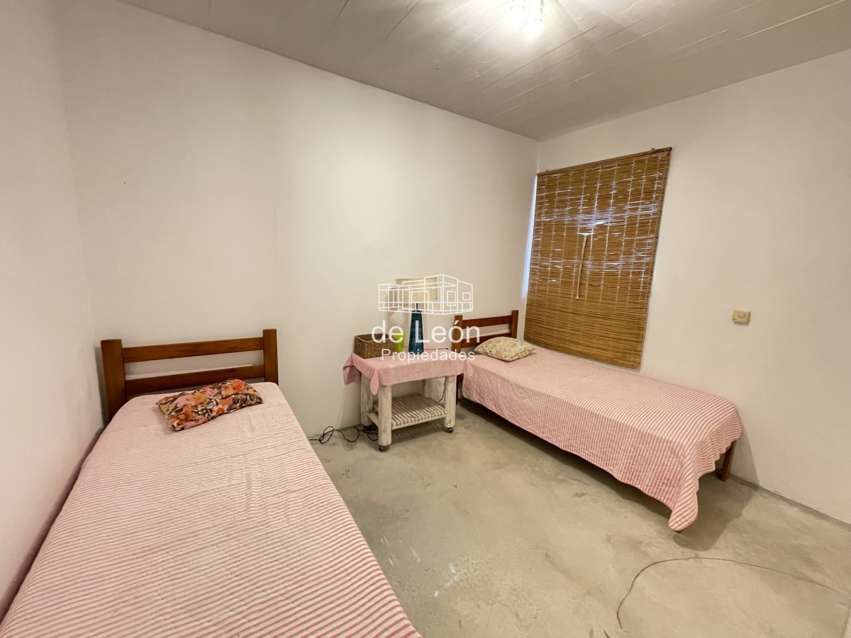 Casa ID.15287 - Proa, espectacular propiedad de 5 dormitorios a pasos del mar. 