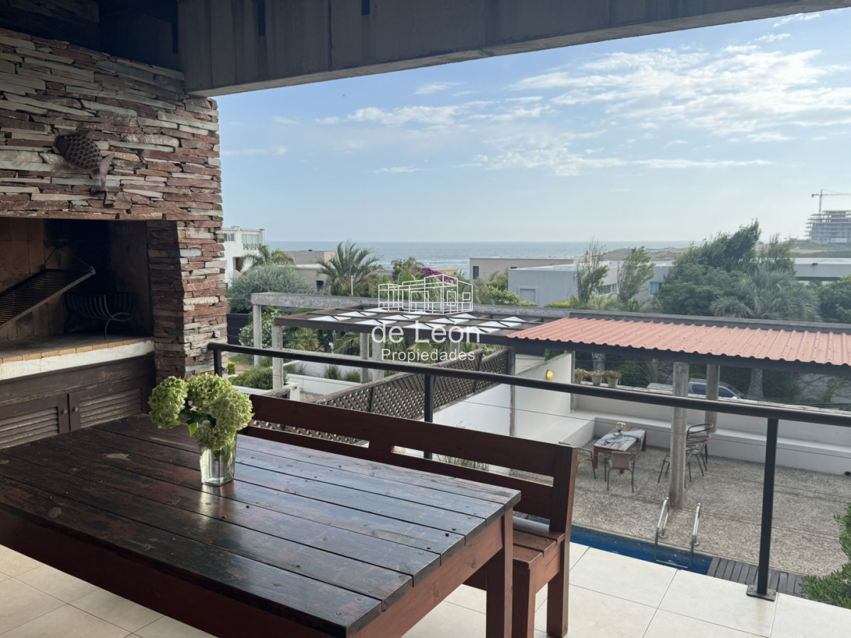 Casa ID.15280 - Alquiler de temporada en La Barra casa de 4 dormitorios y servicio