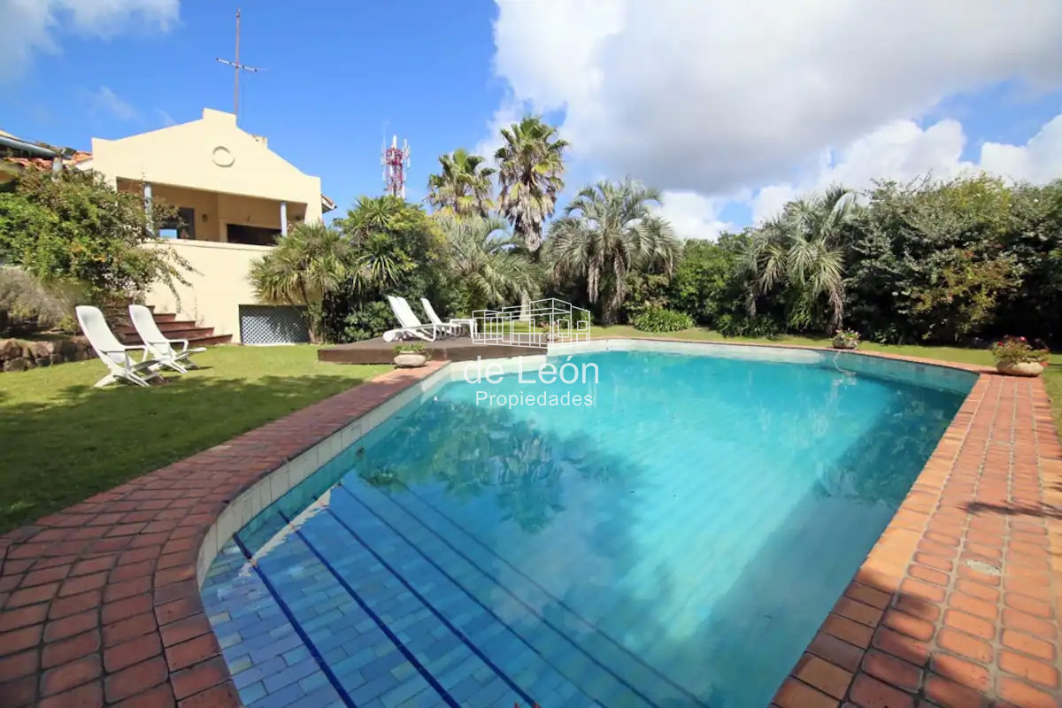 Casa ID.15282 - Importante casa en La Barra con vistas al mar a pocos metros de La Posta del Cangrejo