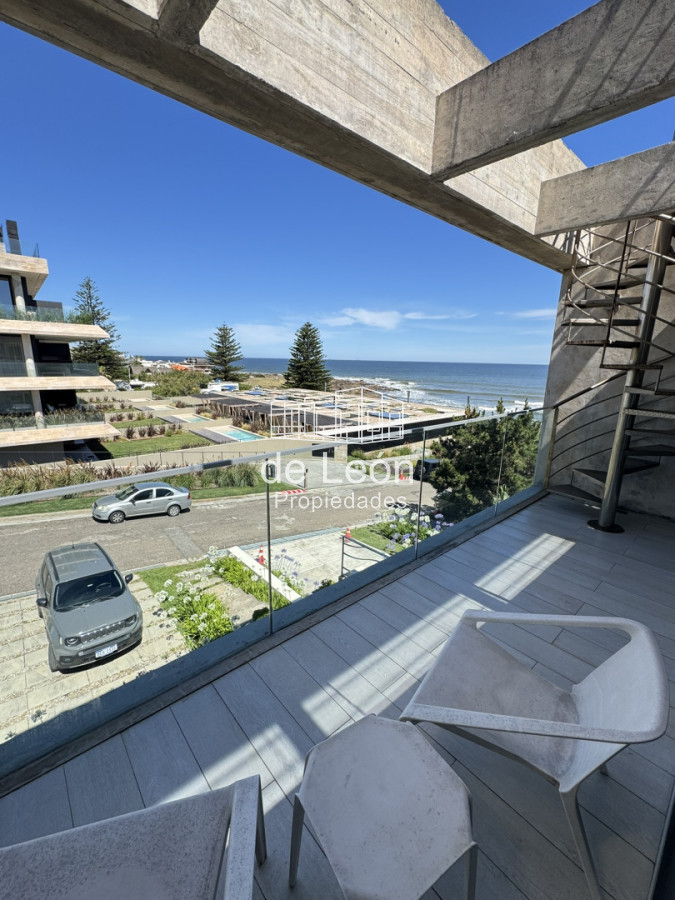 Casa ID.15201 - CASA EN VENTA EN LA BARRA A POCOS METROS DE LA PLAYA 5 DORMITORIOS