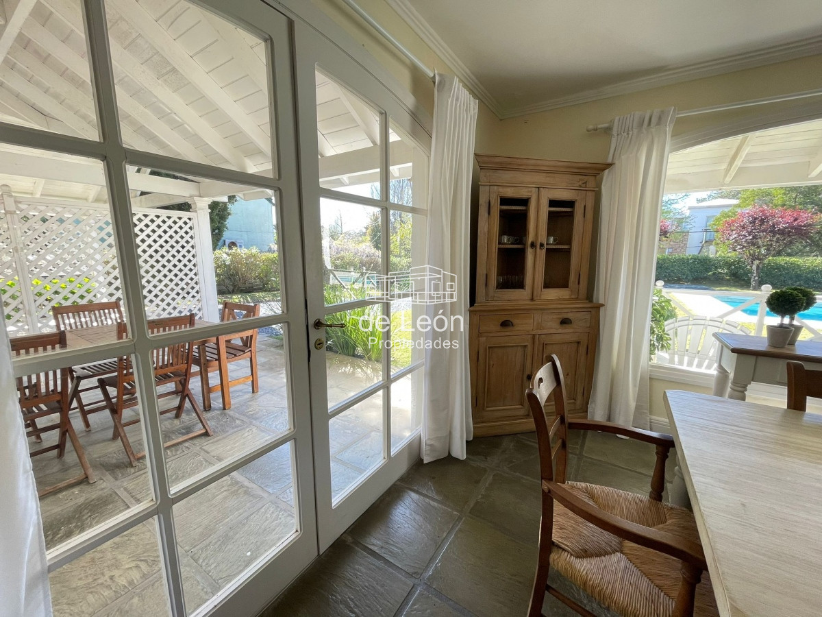 Casa ID.15124 - MUCHO SOL  CASA EN VENTA EN LA BARRA 3 DORMITORIOS