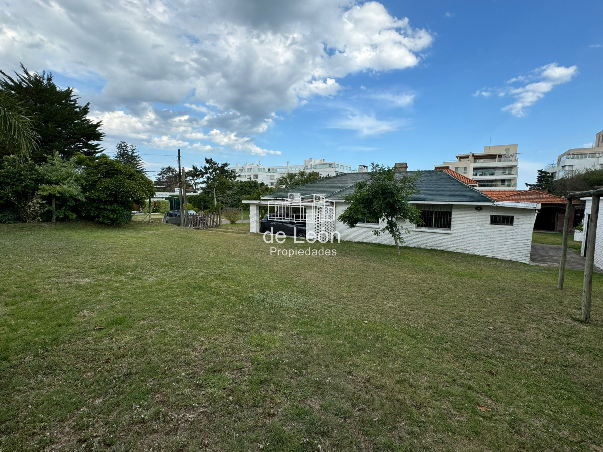 Casa ID.15134 - Alquiler casa de 5 dormitorios en rincón del Indio Punta del Este