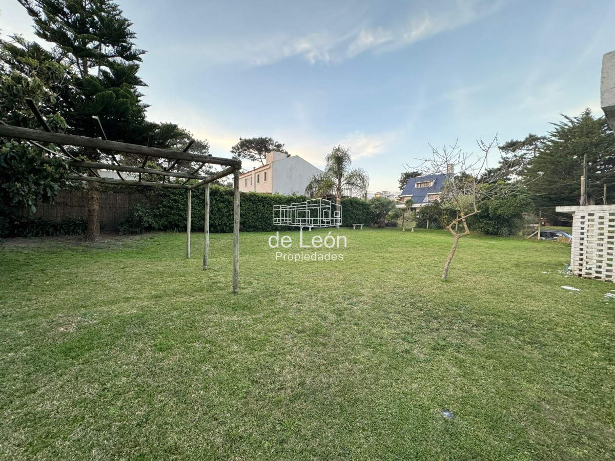 Casa ID.15134 - Alquiler casa de 5 dormitorios en rincón del Indio Punta del Este
