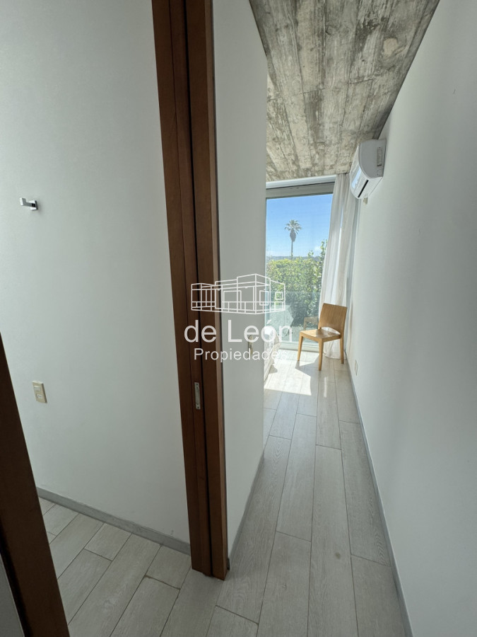Casa ID.15201 - CASA EN VENTA EN LA BARRA A POCOS METROS DE LA PLAYA 5 DORMITORIOS