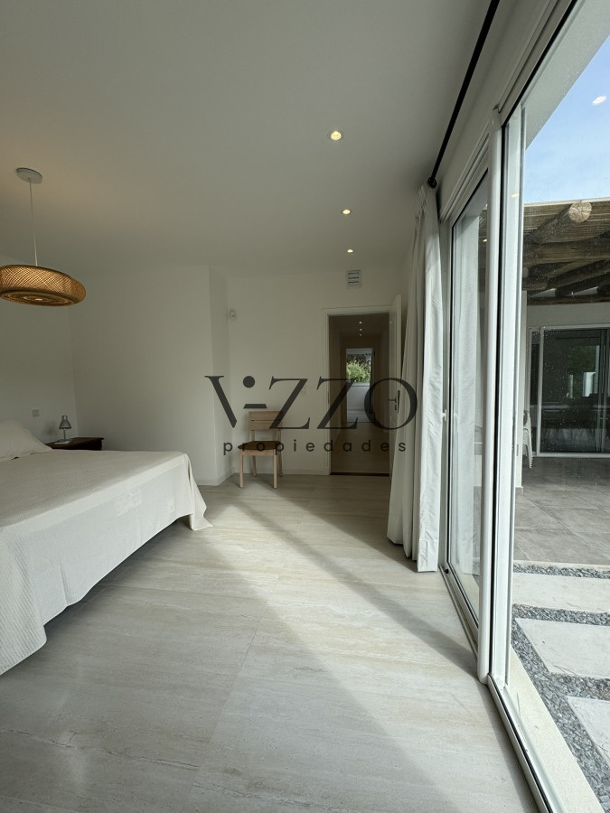 Casa ID.700/Casa-a-estrenar-en-La-Barra,-3-dormitorios,-piscina - Casa a estrenar en La Barra, 3 dormitorios, piscina