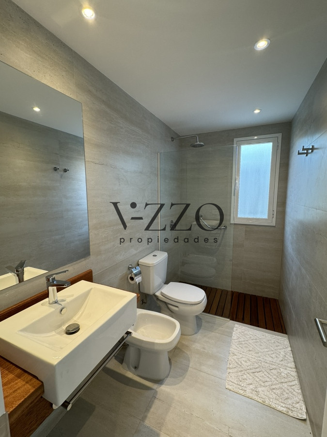 Casa ID.700/Casa-a-estrenar-en-La-Barra,-3-dormitorios,-piscina - Casa a estrenar en La Barra, 3 dormitorios, piscina