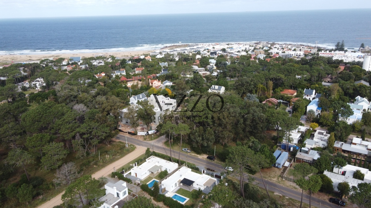 Casa ID.700/Casa-a-estrenar-en-La-Barra,-3-dormitorios,-piscina - Casa a estrenar en La Barra, 3 dormitorios, piscina