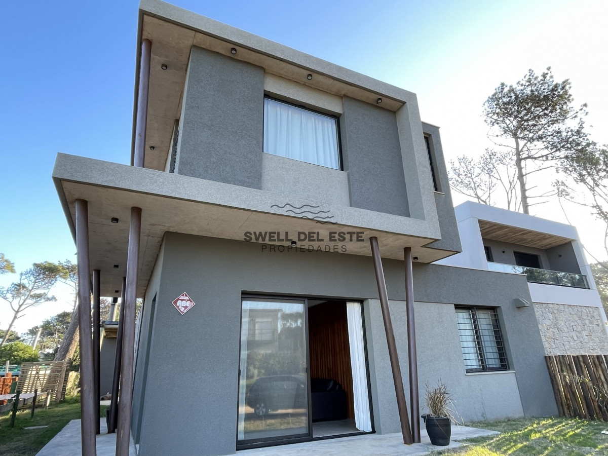 Casa ID.409 - CASA A ESTRENAR EN MONTOYA CERCA DE LA PLAYA 3 DORMITORIOS
