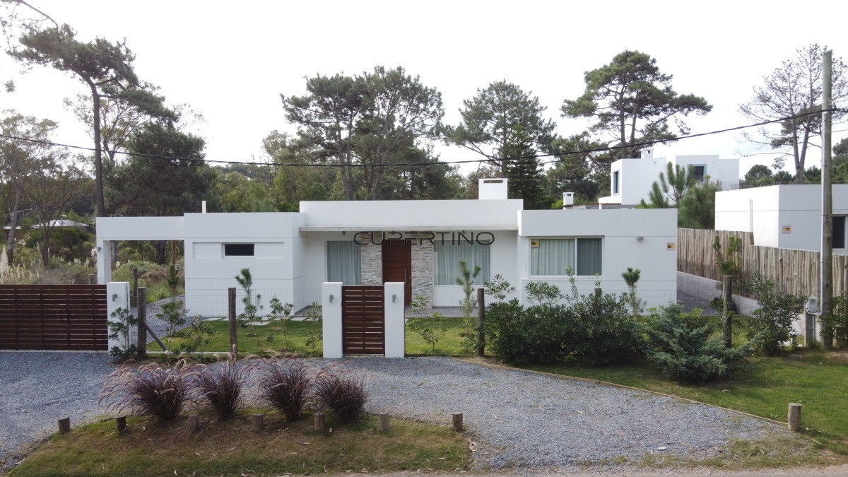 Casa a estrenar en La Barra, 3 dormitorios, piscina — foto 28