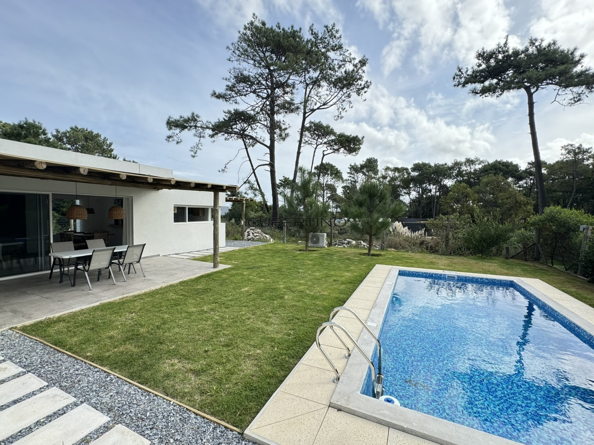 Casa a estrenar en La Barra, 3 dormitorios, piscina — foto 4
