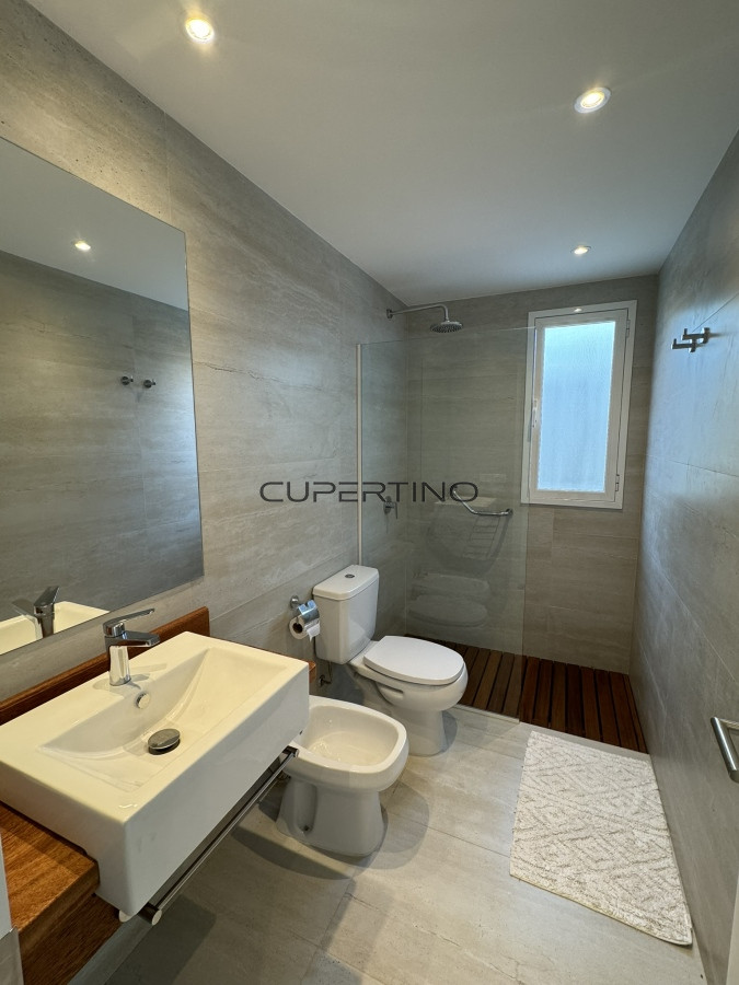 Casa a estrenar en La Barra, 3 dormitorios, piscina — foto 19