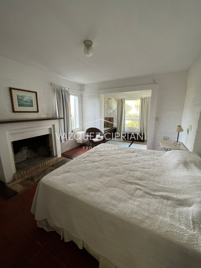 Casa ID.99 - Casa en Venta en La Barra próxima a Shopping Oh 5 dormitorios
