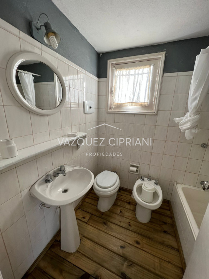 Casa ID.99 - Casa en Venta en La Barra próxima a Shopping Oh 5 dormitorios