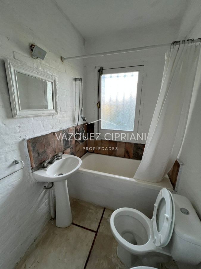 Casa ID.99 - Casa en Venta en La Barra próxima a Shopping Oh 5 dormitorios