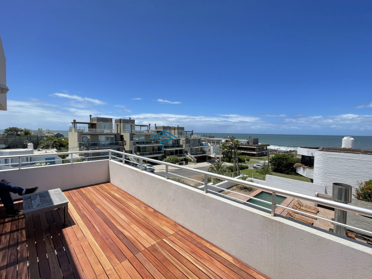Apartamento ID.11 - EDIF. LAS ESPUMAS UNIDAD 04, APARTAMENTO EN VENTA CON MUY BUENA UBICACION EN LA BARRA