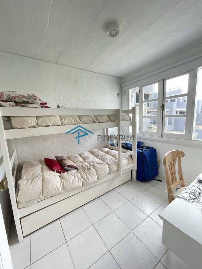 Apartamento ID.62 - EN VENTA APARTAMENTO DE DOS DORMITORIOS FRENTE A PLAYA MONTOYA