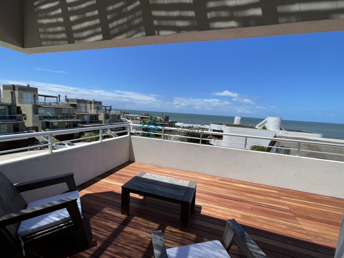 Apartamento ID.11 - EDIF. LAS ESPUMAS UNIDAD 04, APARTAMENTO EN VENTA CON MUY BUENA UBICACION EN LA BARRA