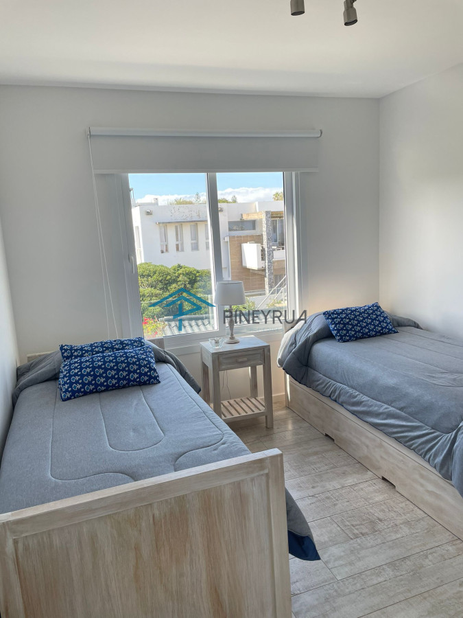 Apartamento ID.89 - PALCOS DE LA POSTA 202 APARTAMENTO EN VENTA CON EXCELENTES VISTAS AL MAR 2 DORM