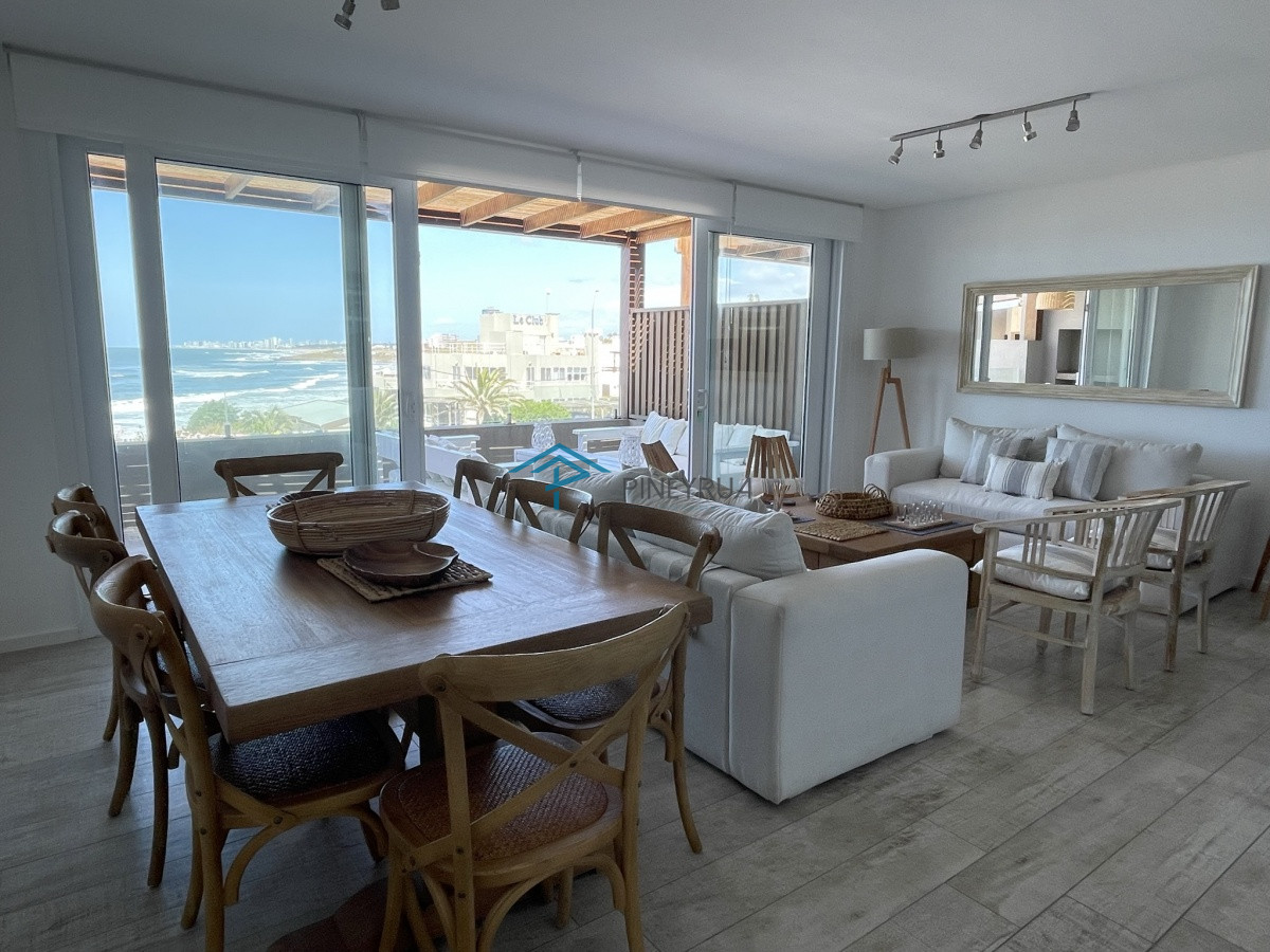 Apartamento ID.33 - PALCOS DE LA POSTA 205 - ESPECTACULAR APARTAMENTO EN VENTA FRENTE AL MAR