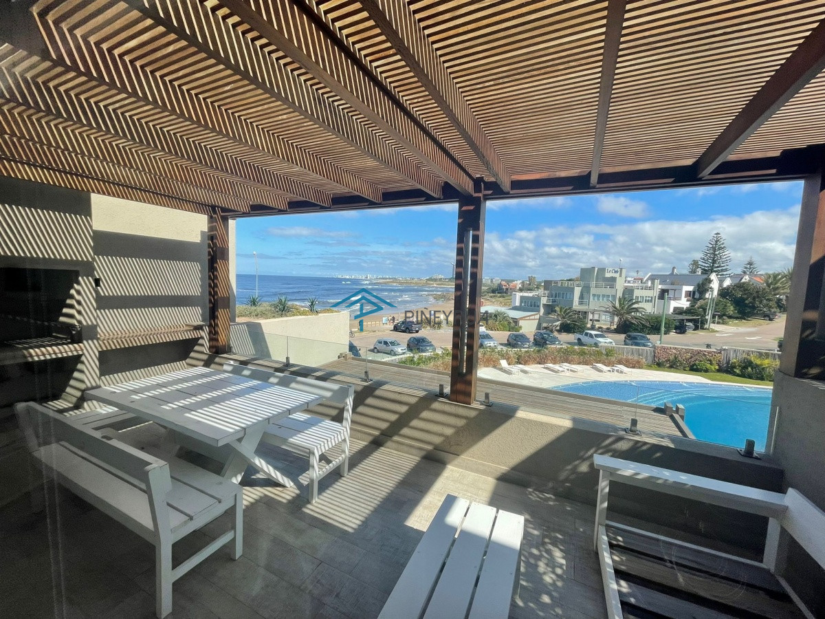 Apartamento ID.89 - PALCOS DE LA POSTA 202 APARTAMENTO EN VENTA CON EXCELENTES VISTAS AL MAR 2 DORM
