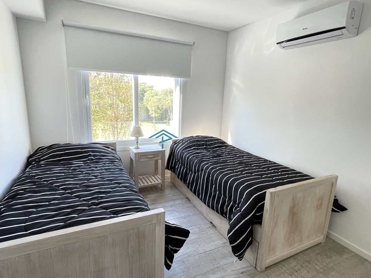 Apartamento ID.87 - PALCOS DE LA POSTA 103 APARTAMENTO EN VENTA FRENTE AL MAR 3 DORM