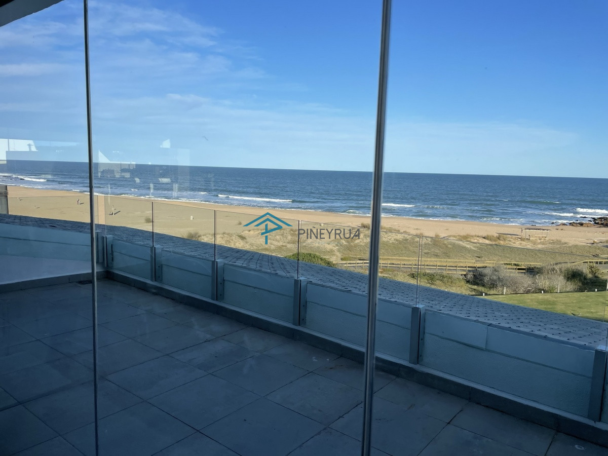 Apartamento ID.67 - EXCELENTE APARTAMENTO EN VENTA FRENTE A PLAYA MONTOYA 3 DORMITORIOS