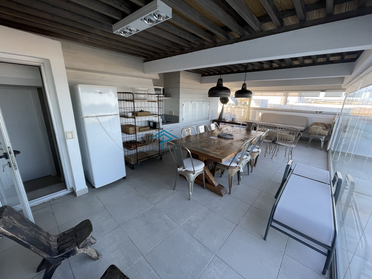 Apartamento ID.67 - EXCELENTE APARTAMENTO EN VENTA FRENTE A PLAYA MONTOYA 3 DORMITORIOS