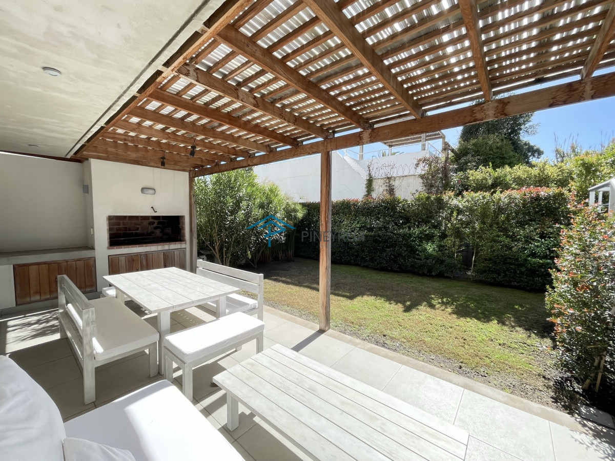 Apartamento ID.60 - APARTAMENTO EN VENTA A PASOS DE LA POSTA DEL CANGREJO 2 DORMITORIOS