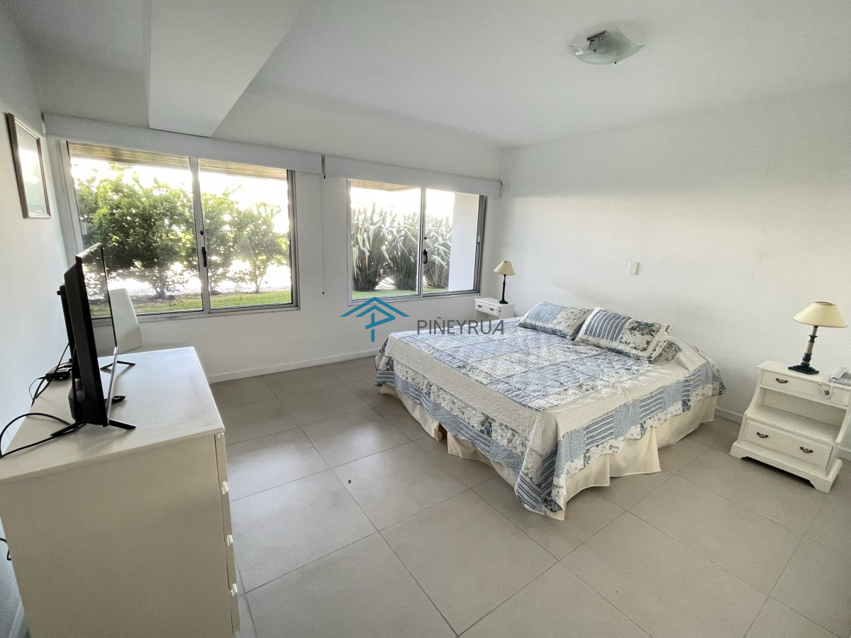 Apartamento ID.32 - APARTAMENTO EN VENTA EN ESTURION UNO PB 3 DORMITORIOS EN SUITE