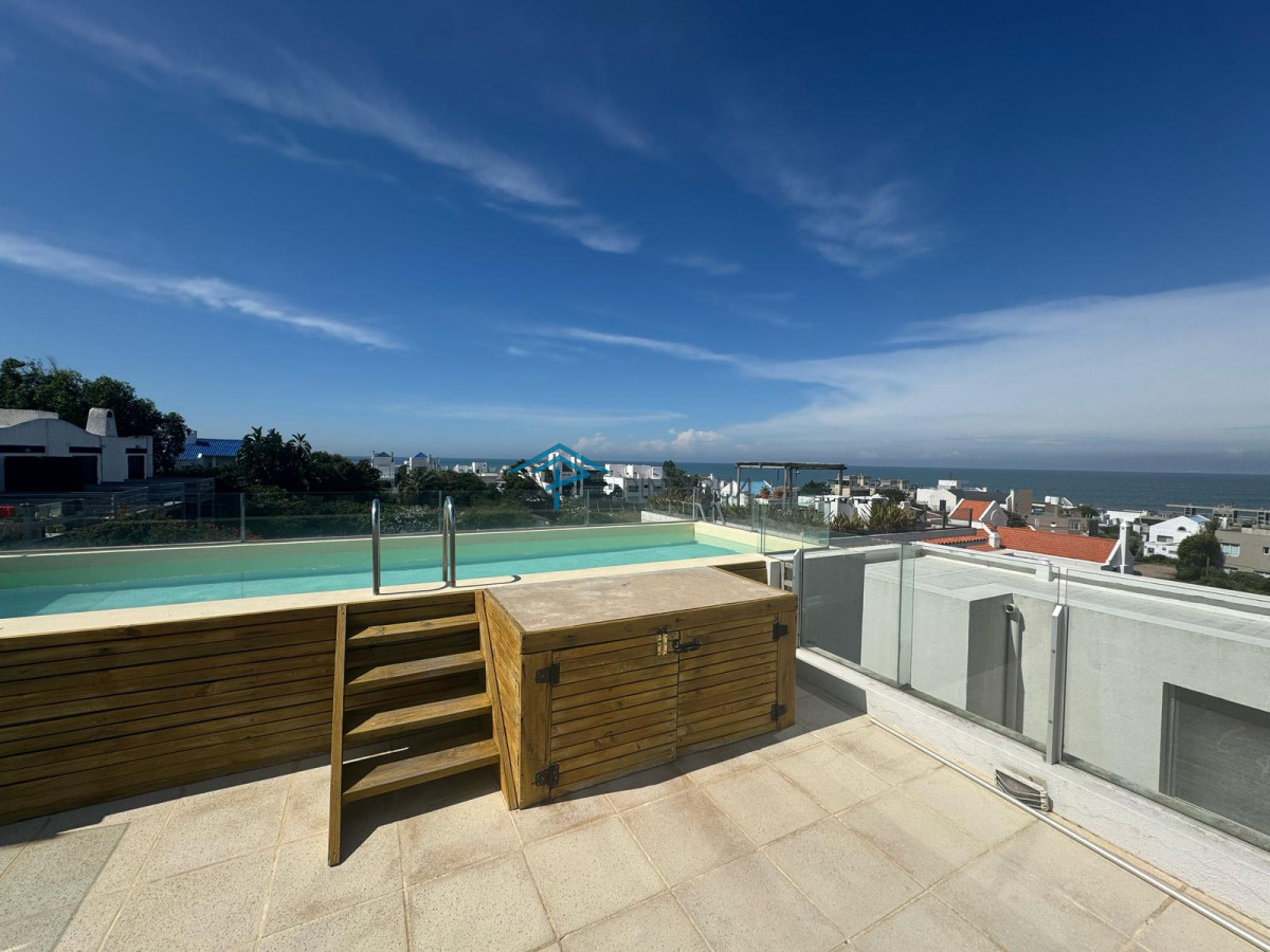 Apartamento ID.63 - APARTAMENTO EN VENTA EN LA BARRA MUY BUENA UBICACION 3 DORMITORIOS
