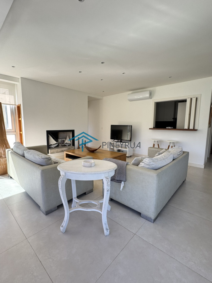 Residencias del Mar apartamento en Laguna Blanca.