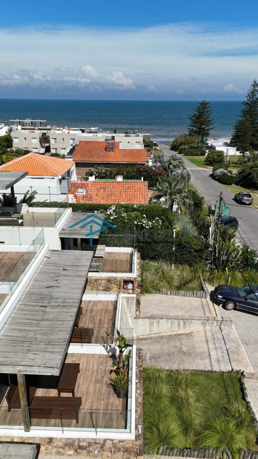 Apartamento ID.63 - APARTAMENTO EN VENTA EN LA BARRA MUY BUENA UBICACION 3 DORMITORIOS