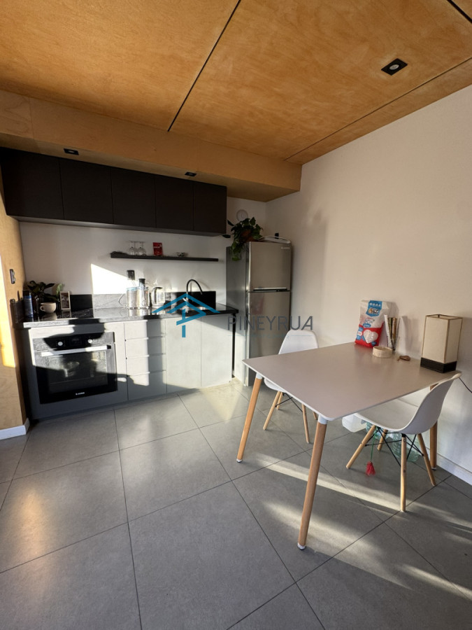 Apartamento en venta en La Juanita 1 dormitorio 