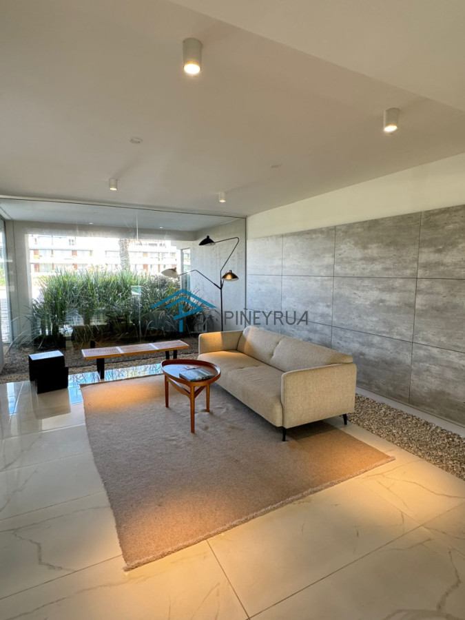 Manantiales, primera línea, 2 suites, terraza al frente con vista al mar.